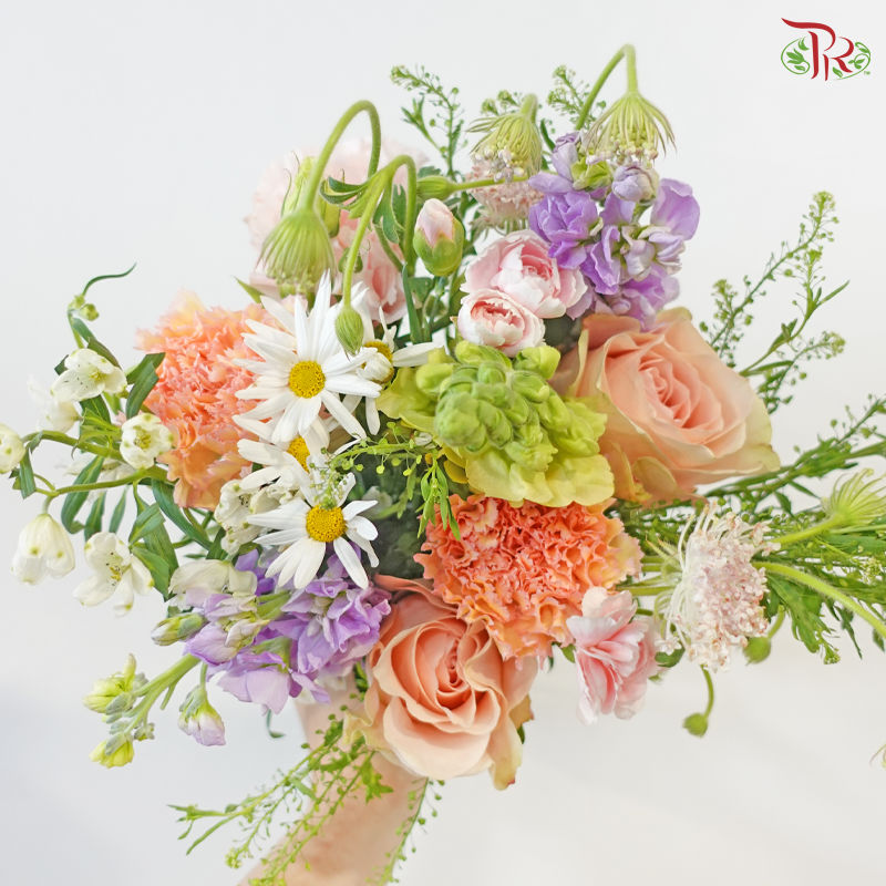 Signature Weekly Flower Bunch - Secret Crush (Medium Bunch)