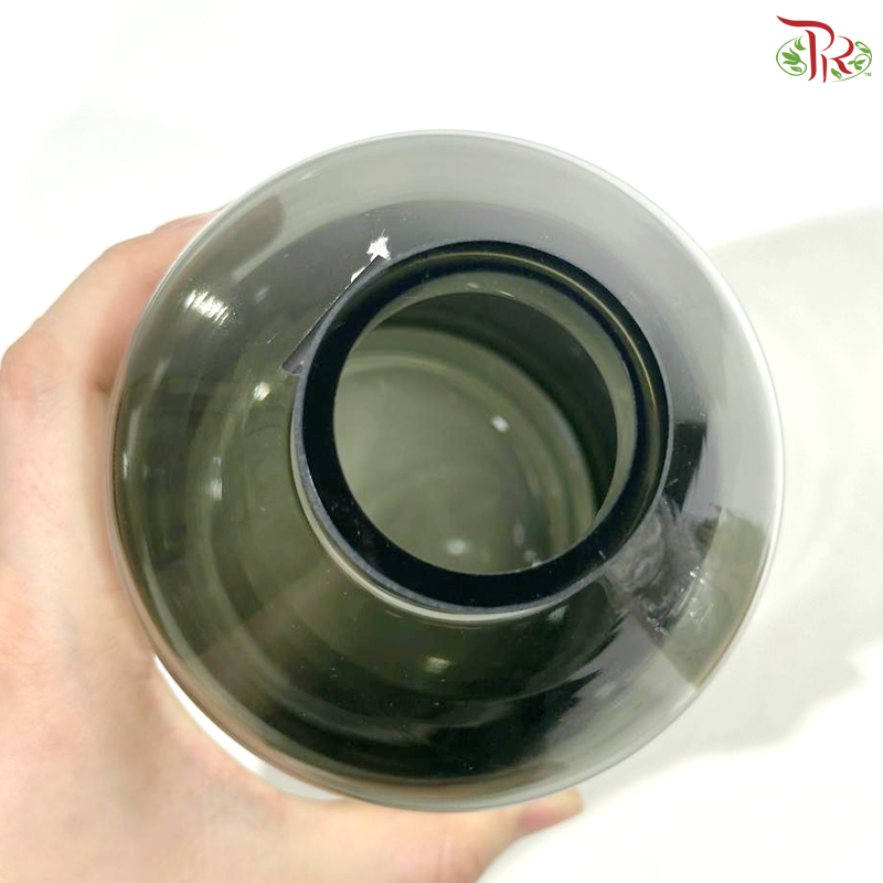 17H1911GY - Vase (17H1911GY)