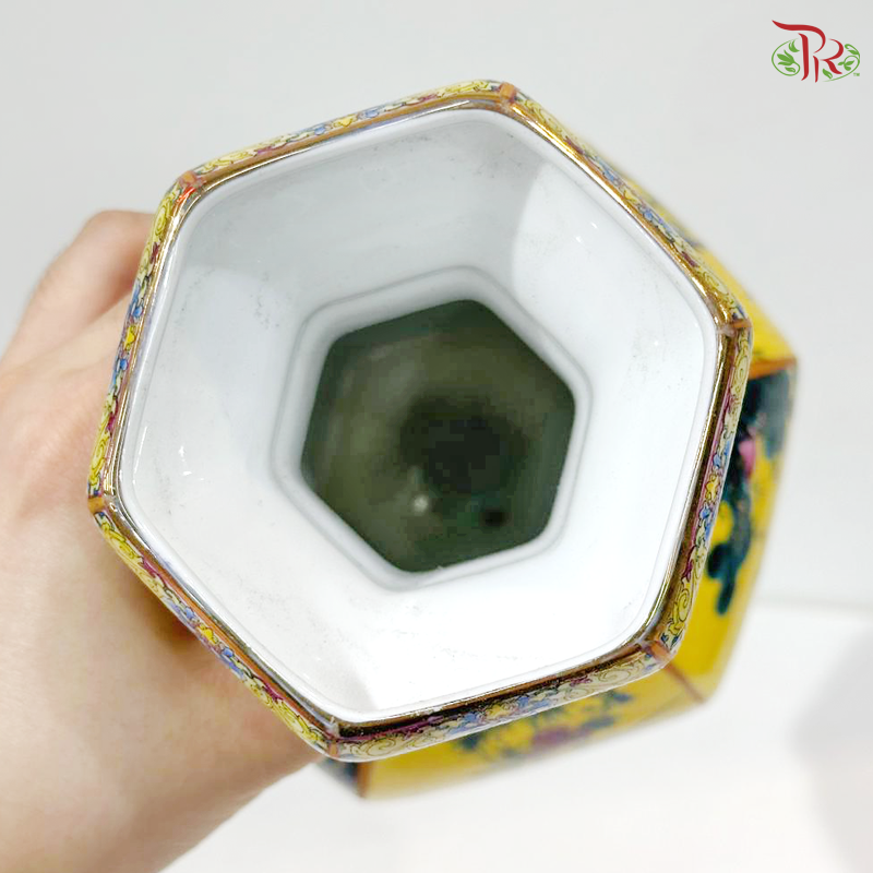 A65 Ceramic Qing Hua Vase (A65CQHP)