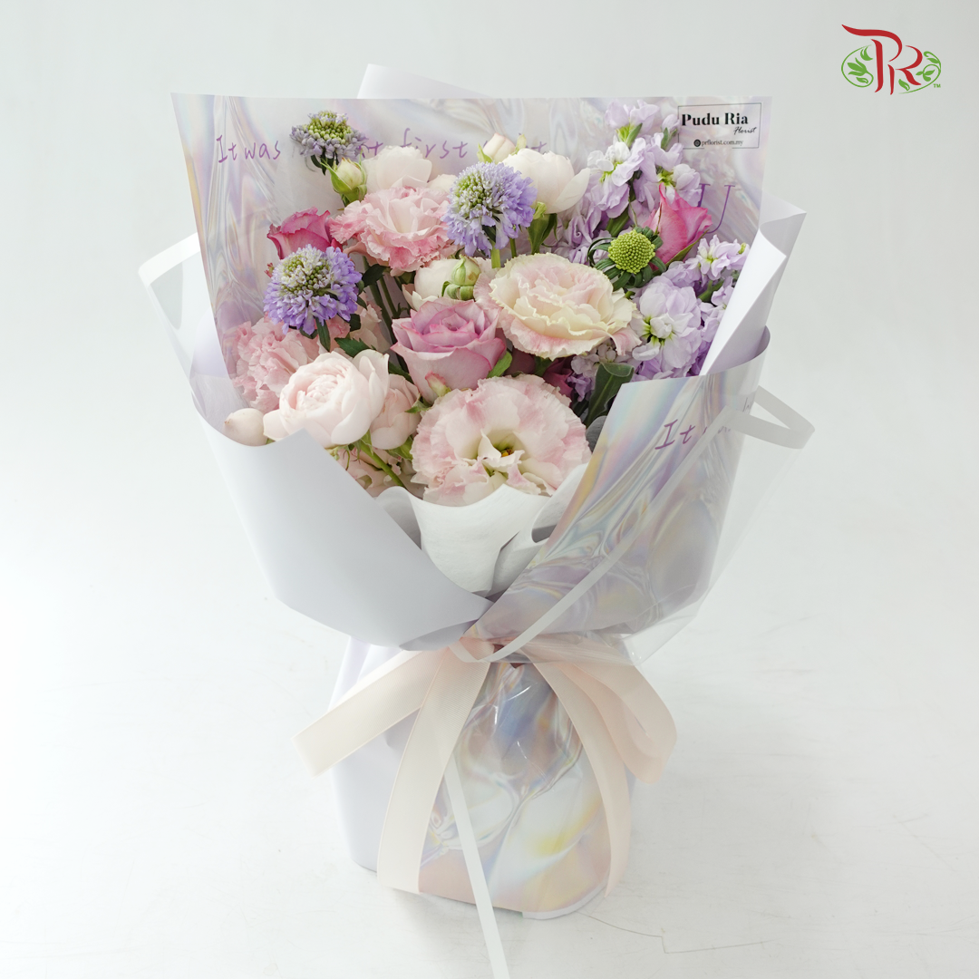 Signature Weekly Flower Bunch - Spring in Lilac (Big Bunch)