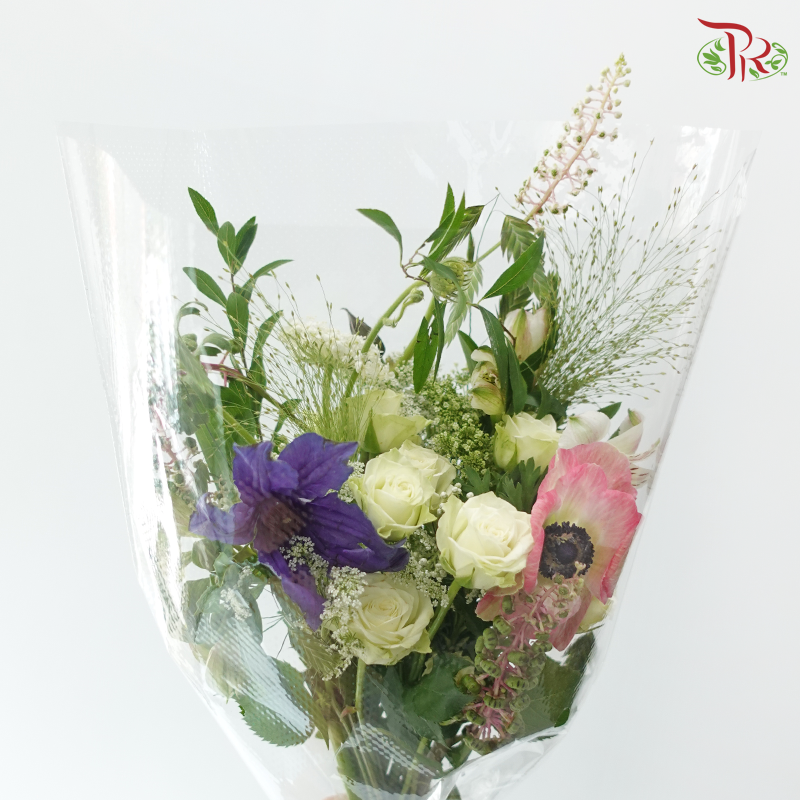 Signature Weekly Flower Bunch - A Letter of Flowers (Medium Bunch)