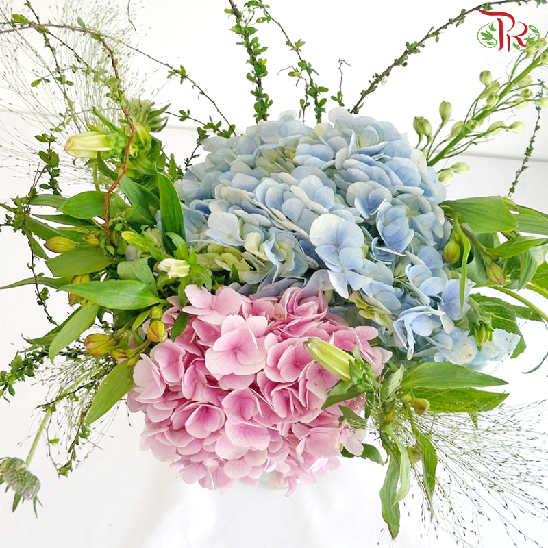 Signature Weekly Flower Bunch - Pink Mist & Blue Skies (Big Bunch)