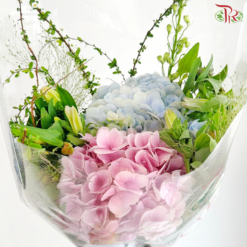 Signature Weekly Flower Bunch - Pink Mist & Blue Skies (Big Bunch)