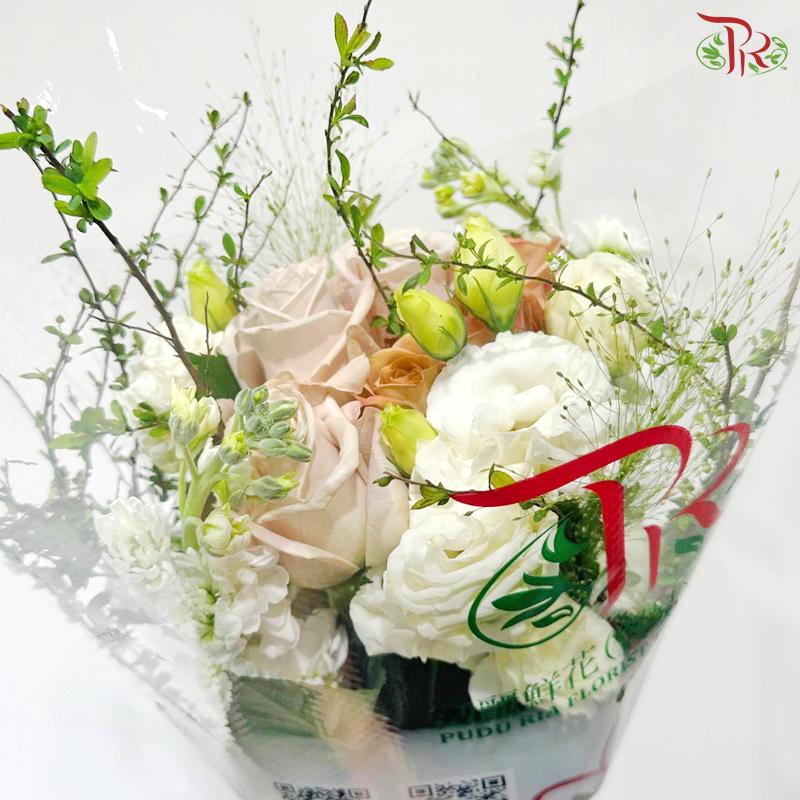 Signature Weekly Flower Bunch - Victorian Rose Reverie (Medium Bunch)