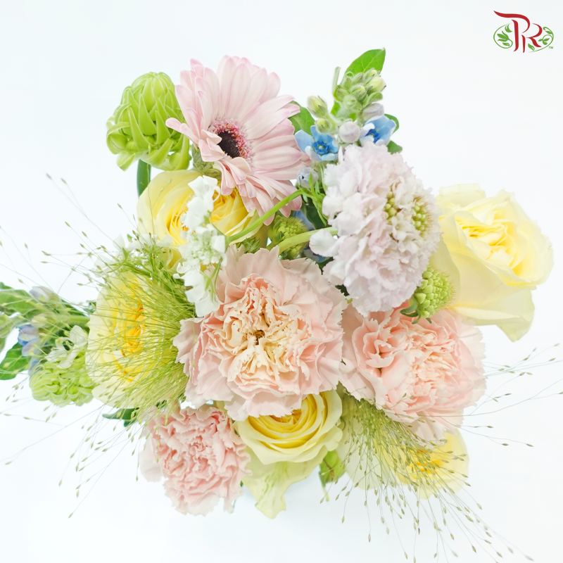 Signature Weekly Flower Bunch - Sunshine Baby Blooms (Medium Bunch)