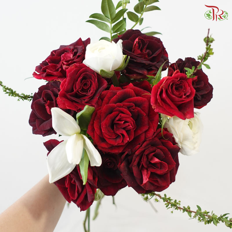 Signature Weekly Flower Bunch - P.S. I Love You (Medium Bunch)