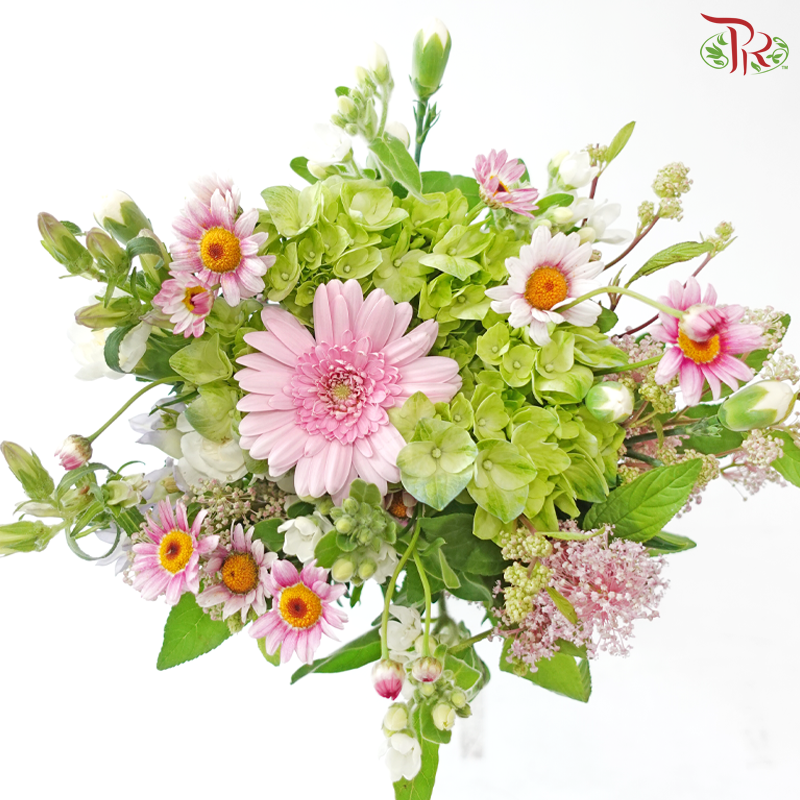 Signature Weekly Flower Bunch - Hydrangea Garden Kiss (Medium Bunch)