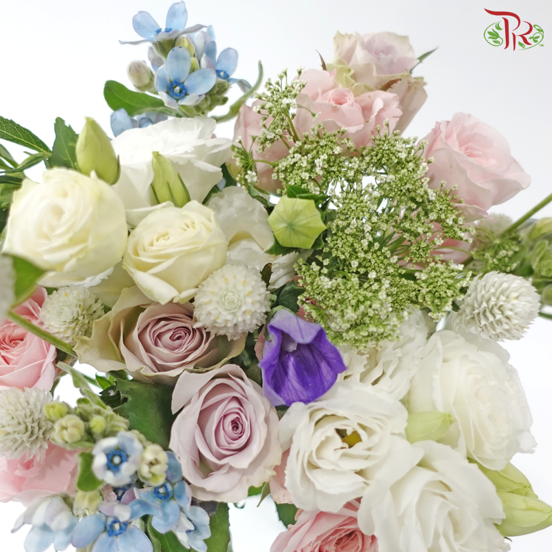 Signature Weekly Flower Bunch - Lilac Blush Melody (Medium Bunch)
