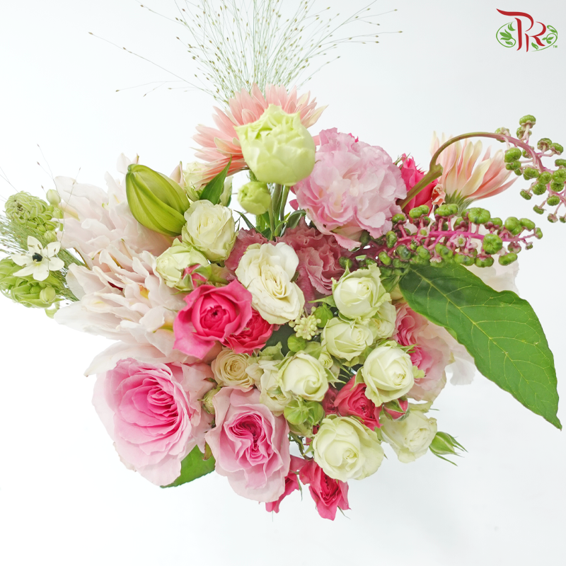 Signature Weekly Flower Bunch - Sweet Lily Essence  (Big Bunch)