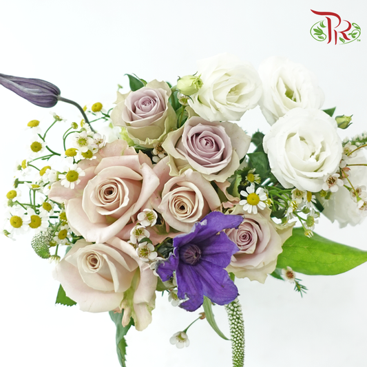 Signature Weekly Flower Bunch - Menta Whisper (Menta, Matricaria, Eustoma & Wax Flower)(Medium Size)