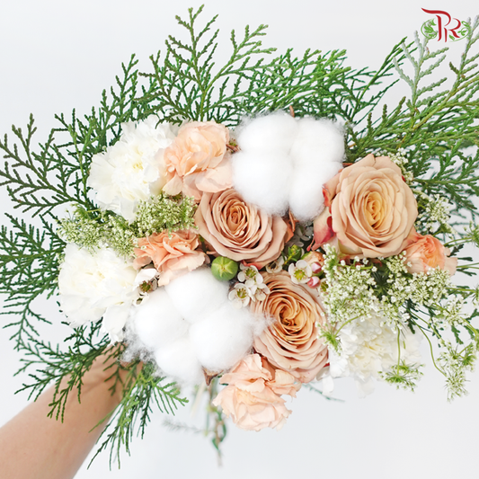 Signature Weekly Flower Bunch - Winter Bloom & Vanilla (Medium Bunch)