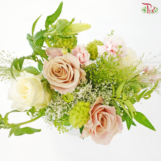 Signature Weekly Flower Bunch - Pink Latte Petals (Medium Bunch)