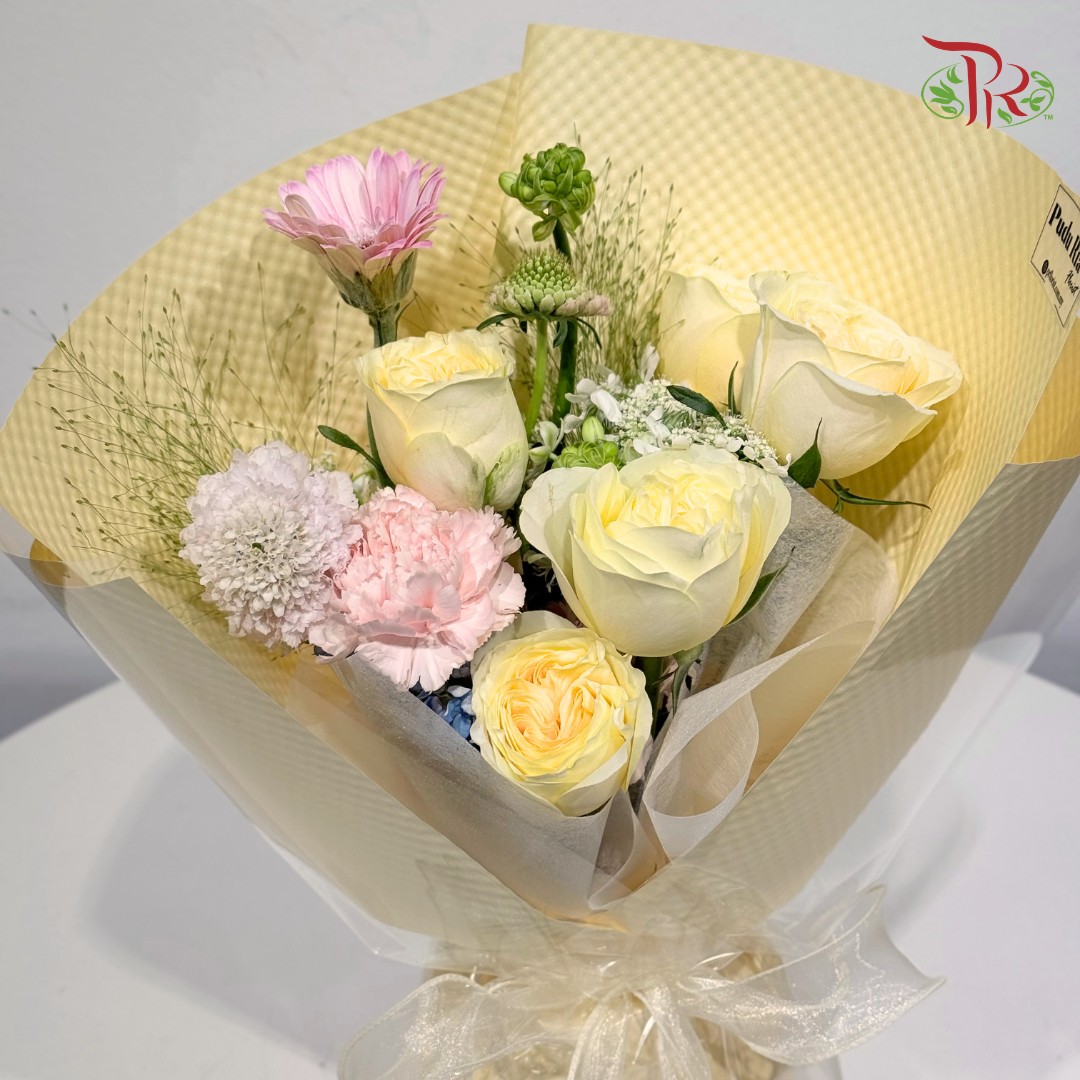 Signature Weekly Flower Bunch - Sunshine Baby Blooms (Medium Bunch)