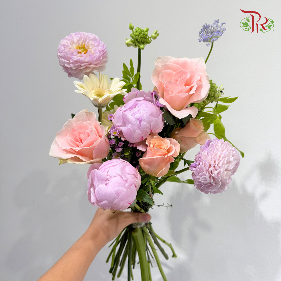 Signature Weekly Flower Bunch - Valencia Floral Reverie (Big Bunch)