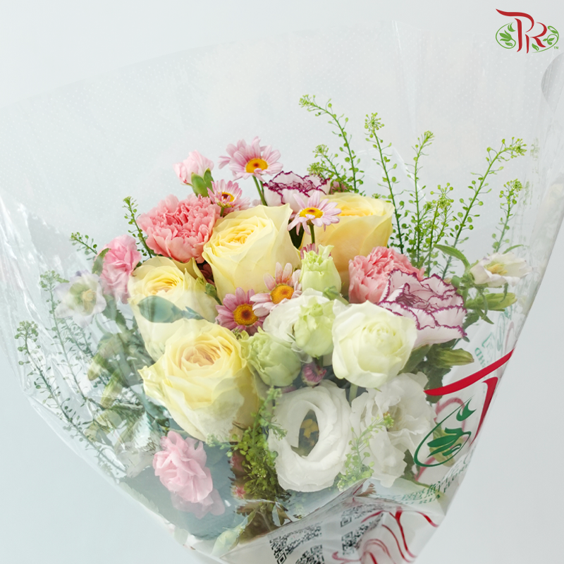Signature Weekly Flower Bunch - Blush & Buttercup Petals (Medium Bunch)