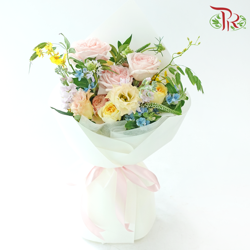 Signature Weekly Flower Bunch - Peach Palette (Rose Spray, Eustoma, Scabiosa, & Dancing Lady) (Big Size)