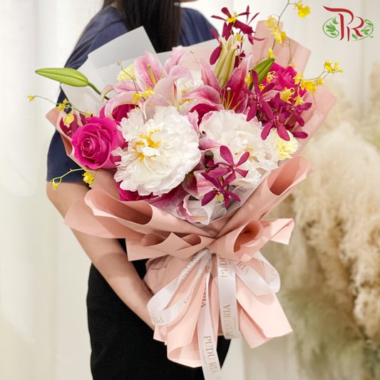 【Mother's Day】Mom's Garden Embrace Bouquet by floral scaffold
