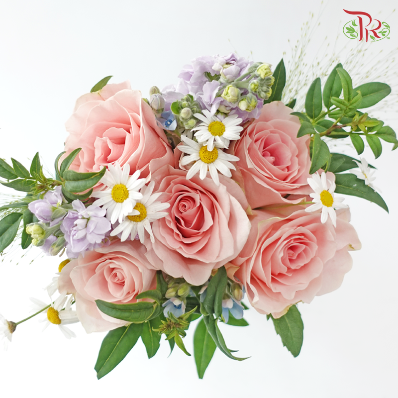 Signature Weekly Flower Bunch - Sweet Garden Lullaby (Medium Bunch)