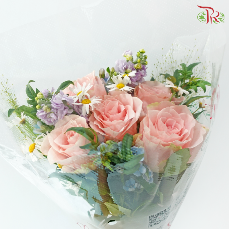 Signature Weekly Flower Bunch - Sweet Garden Lullaby (Medium Bunch)
