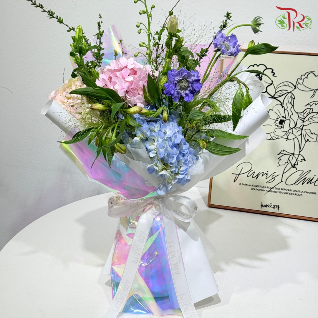 Signature Weekly Flower Bunch - Pink Mist & Blue Skies (Big Bunch)