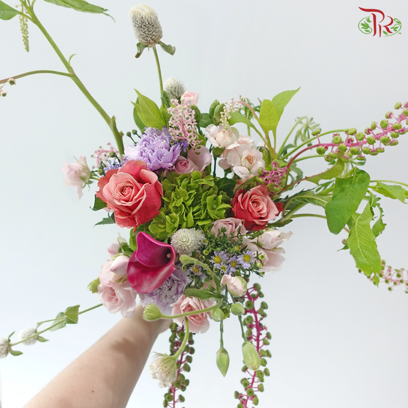Signature Weekly Flower Bunch - Botanical Bloom Essence (Medium Bunch)