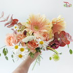 Signature Weekly Flower Bunch - The Fall Romance (Medium Bunch)