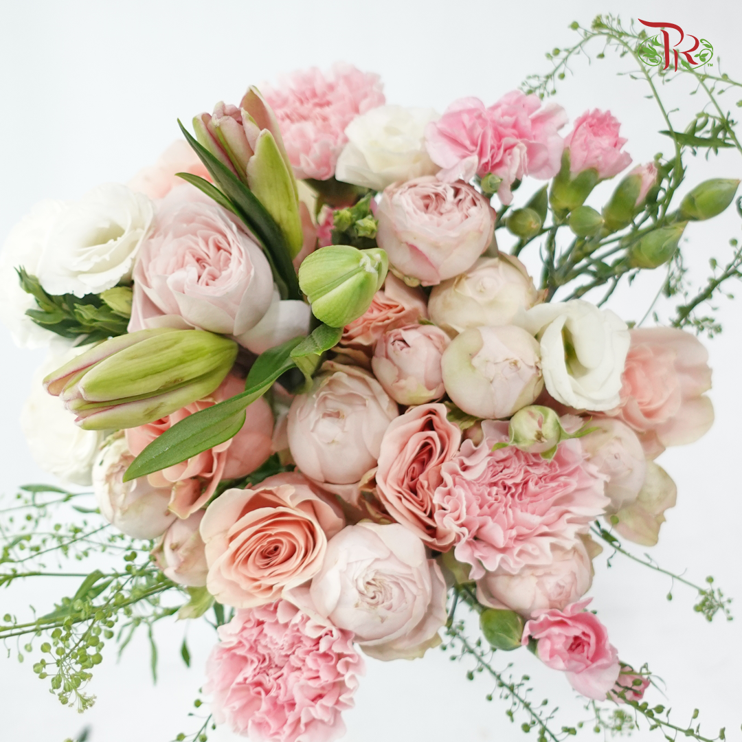 Signature Weekly Flower Bunch - Blush Lily Bouquet (Big Bunch)
