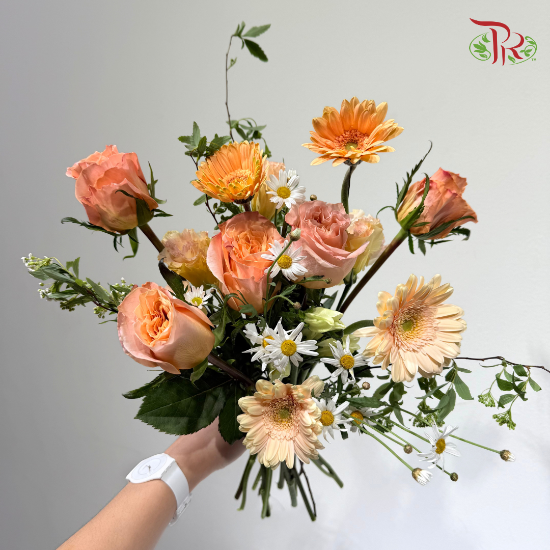 Signature Weekly Flower Bunch - Peach Lush Reverie (Big Bunch)