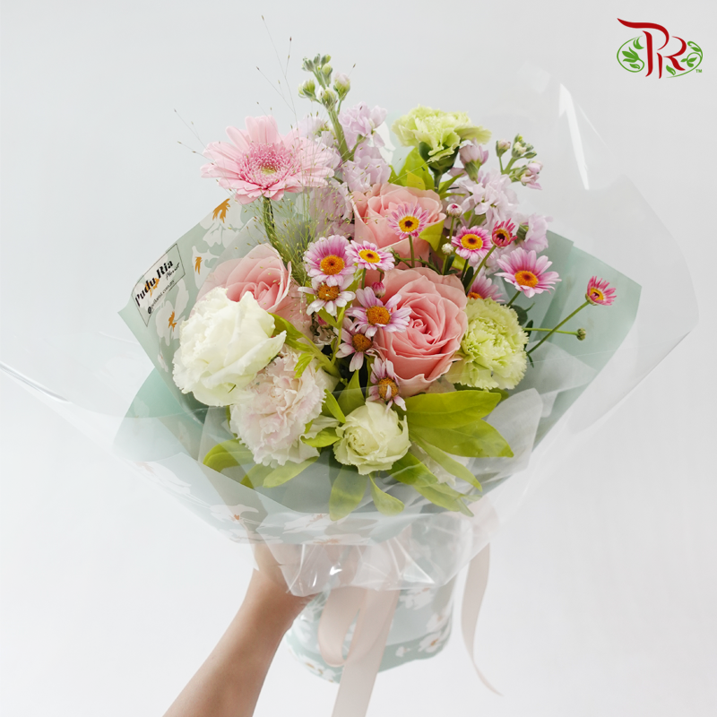 Signature Weekly Flower Bunch - Morning Garden Whisper (Medium Bunch)