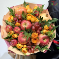 Fruit Hand Bouquet by bouquet scaffold (M size)