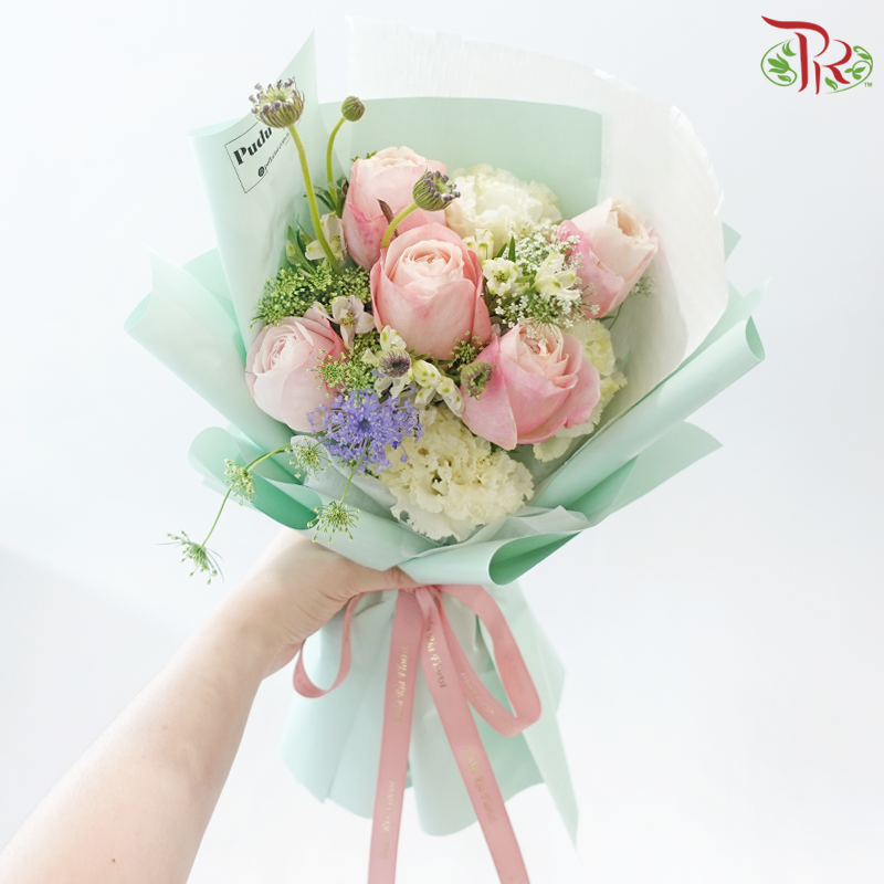 Signature Weekly Flower Bunch - Soft Hues of Nature (Medium Bunch)