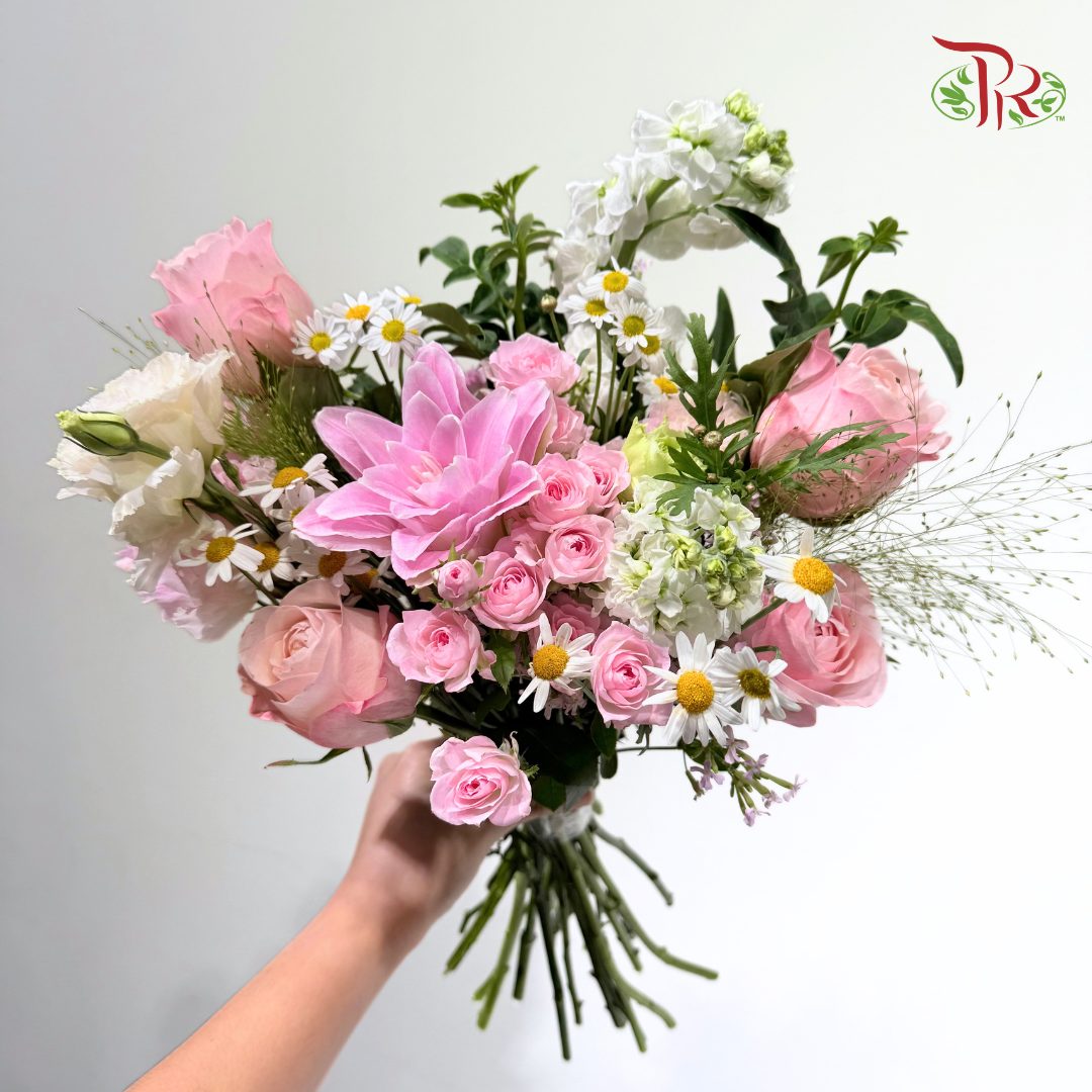 Signature Weekly Flower Bunch - Sweet Lily Serenity (Big Bunch)