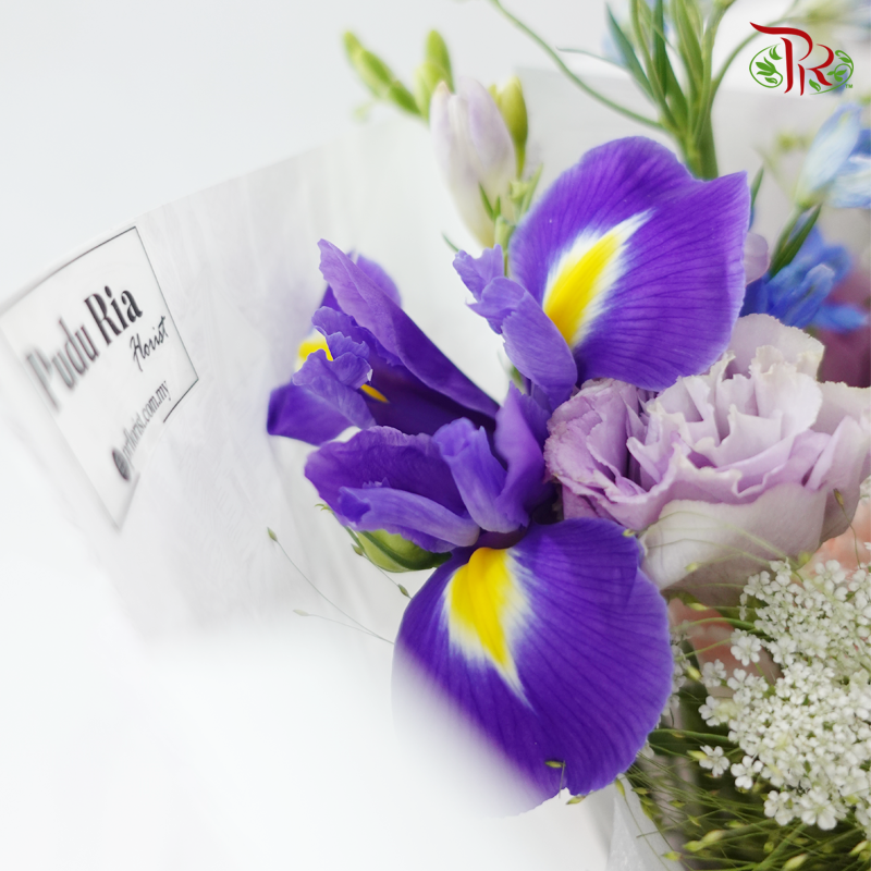 Signature Weekly Flower Bunch - Fragrant Lilac Petals (Big Bunch)