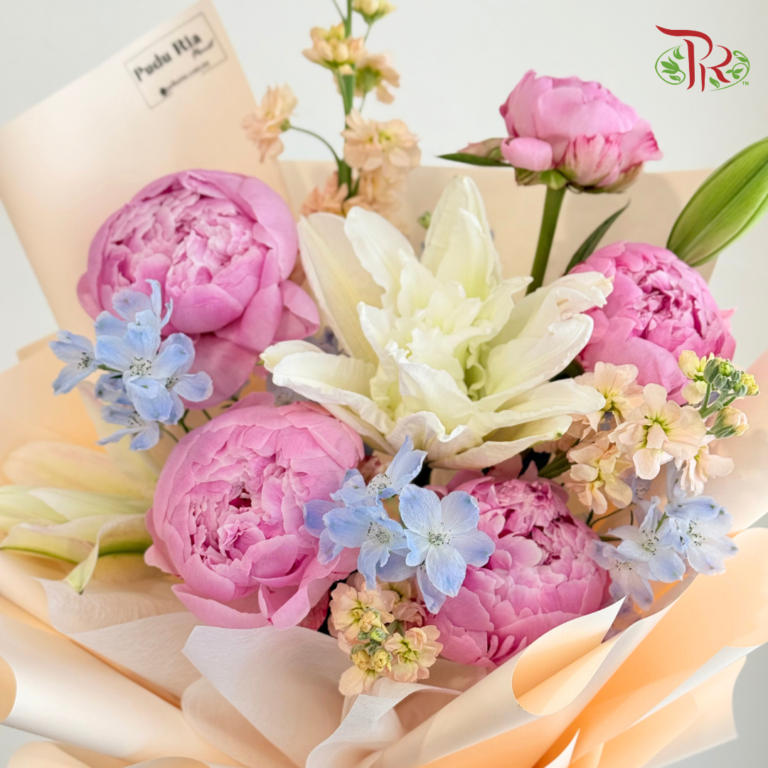 【6.6】Peony Garden Hand Bouquet