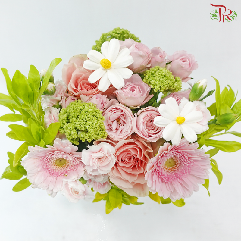 Signature Weekly Flower Bunch - Blush Botanica Garden (Medium Bunch)