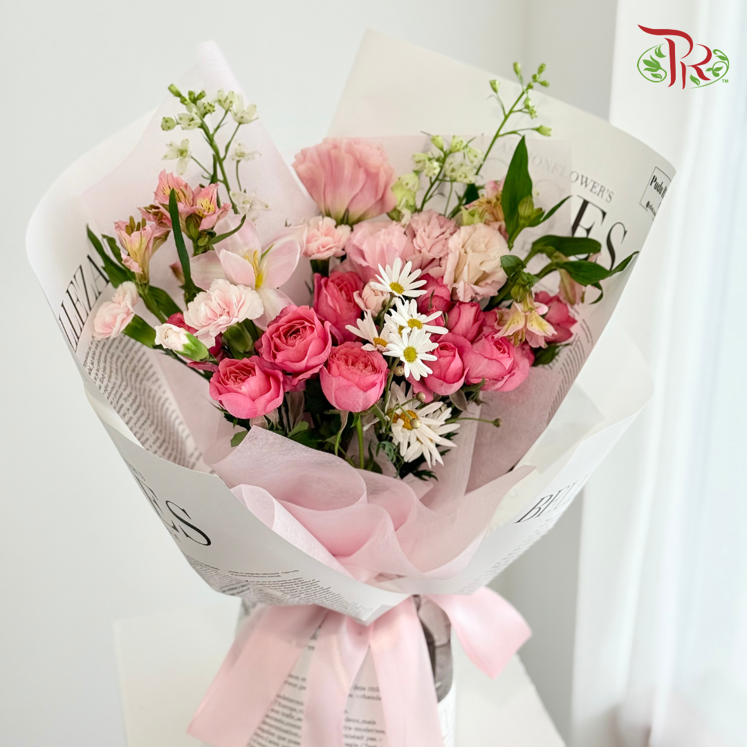 Signature Weekly Flower Bunch - Rosy Tulip Kiss (Medium Bunch)
