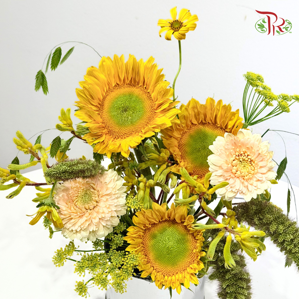 Signature Weekly Flower Bunch - Sunny Bright Day (Medium Bunch)
