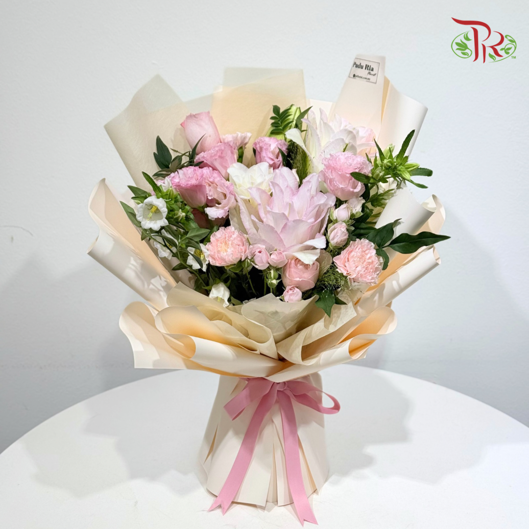 Signature Weekly Flower Bunch - Lily Sweet Romance (Big Bunch)