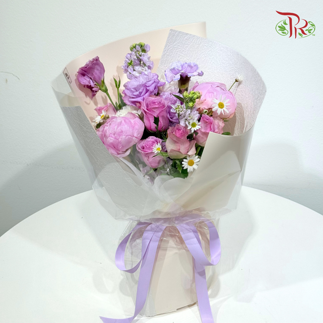 Signature Weekly Flower Bunch - Peony Duchess Reverie (Medium Bunch)
