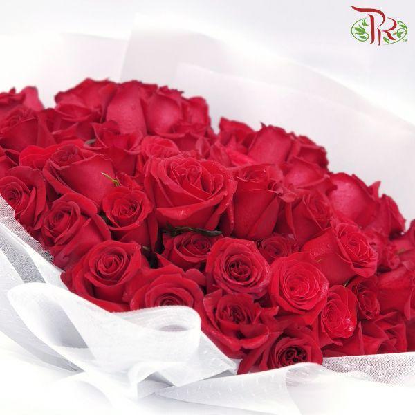 99 Roses Red Rose With One-Sided White Wrapping-Hand Bouquet (XL size)-Pudu Ria Florist-prflorist.com.my