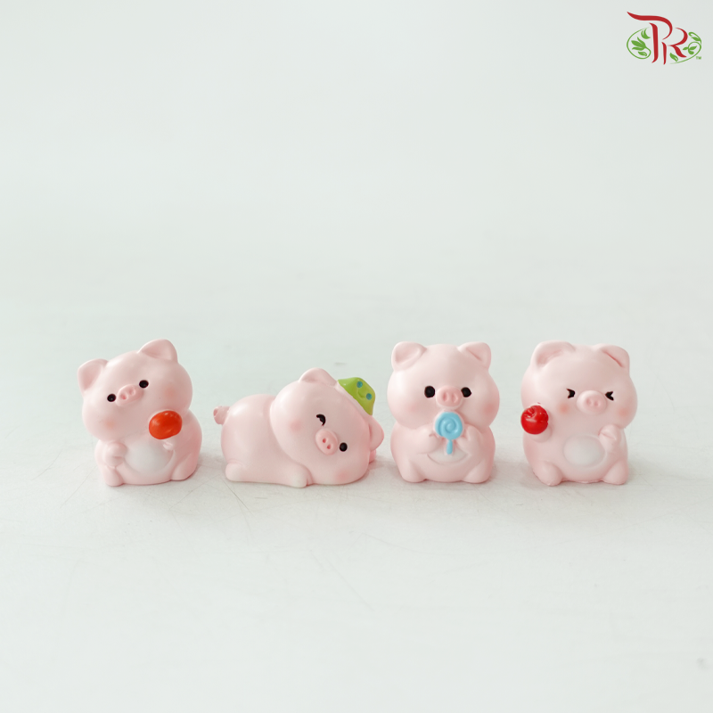 Cheerful Piglet Ornaments (4 Units)