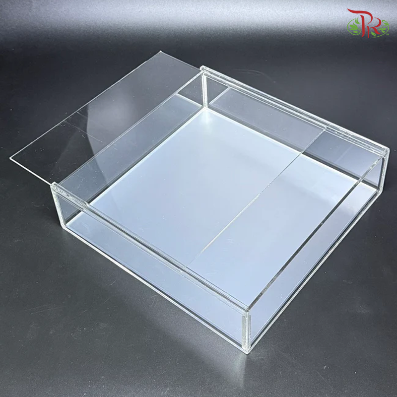 FBA156#2 Clear Acrylic Sliding Box + Silver Acrylic Sheet