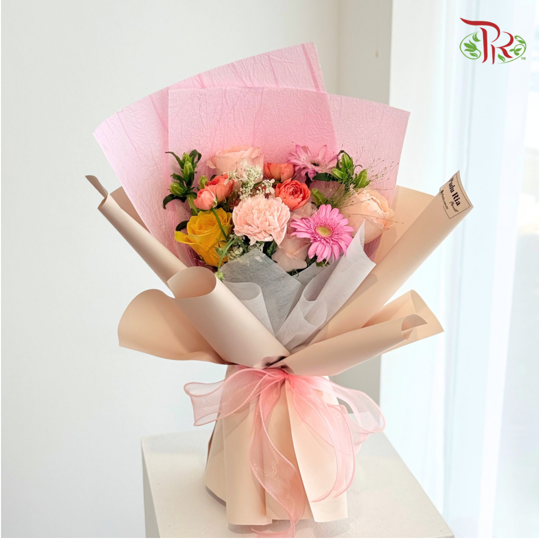 Signature Weekly Flower Bunch - Orchard Garden Sonata (Medium Bunch)