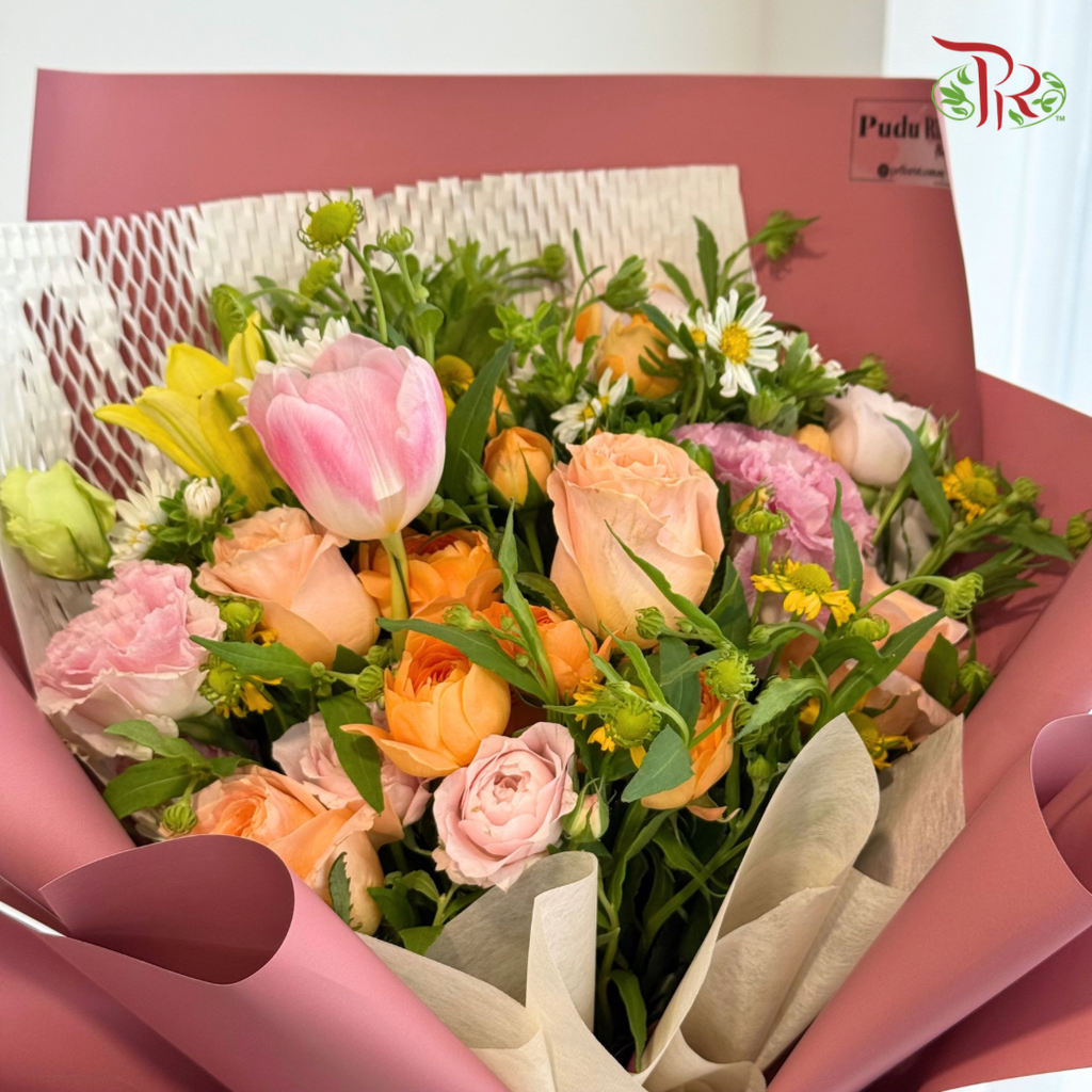 Signature Weekly Flower Bunch - Apricot Sunset Blush (Big Bunch)