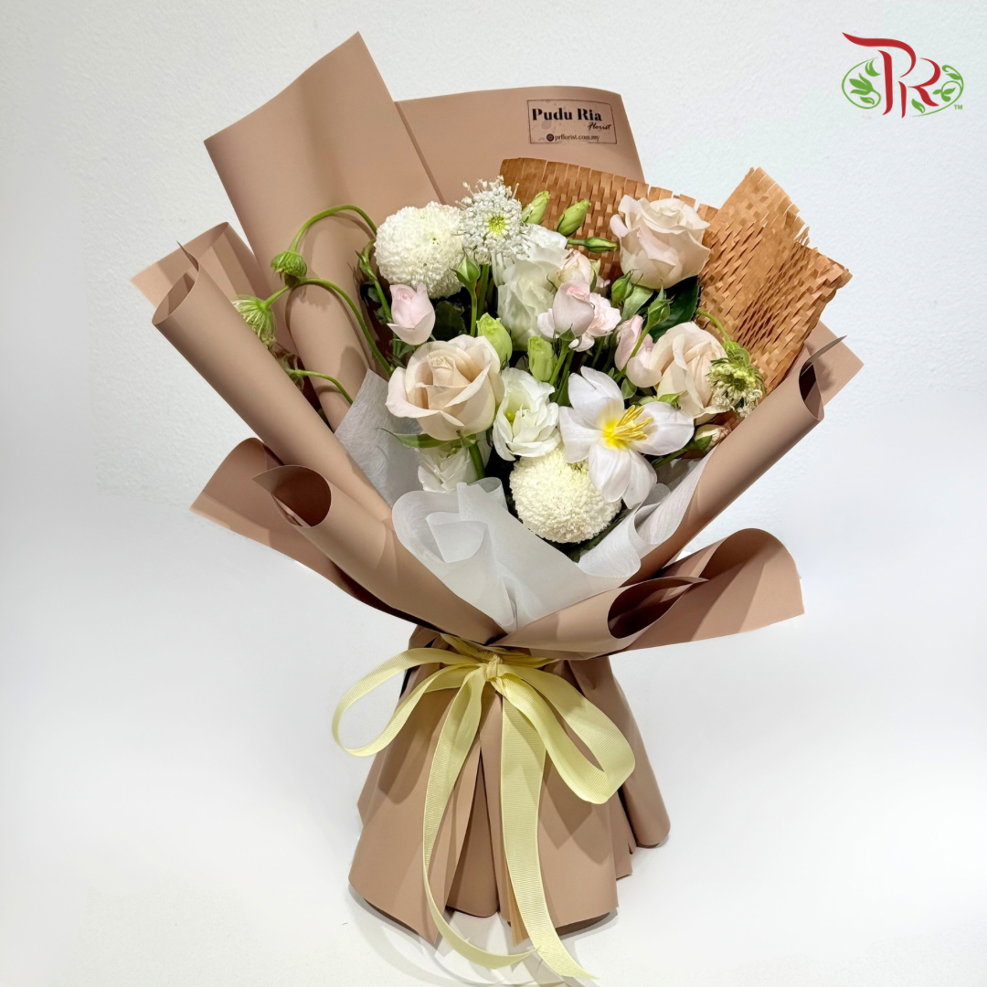 Signature Weekly Flower Bunch - Ivory Vintage Pearl (Medium Bunch)