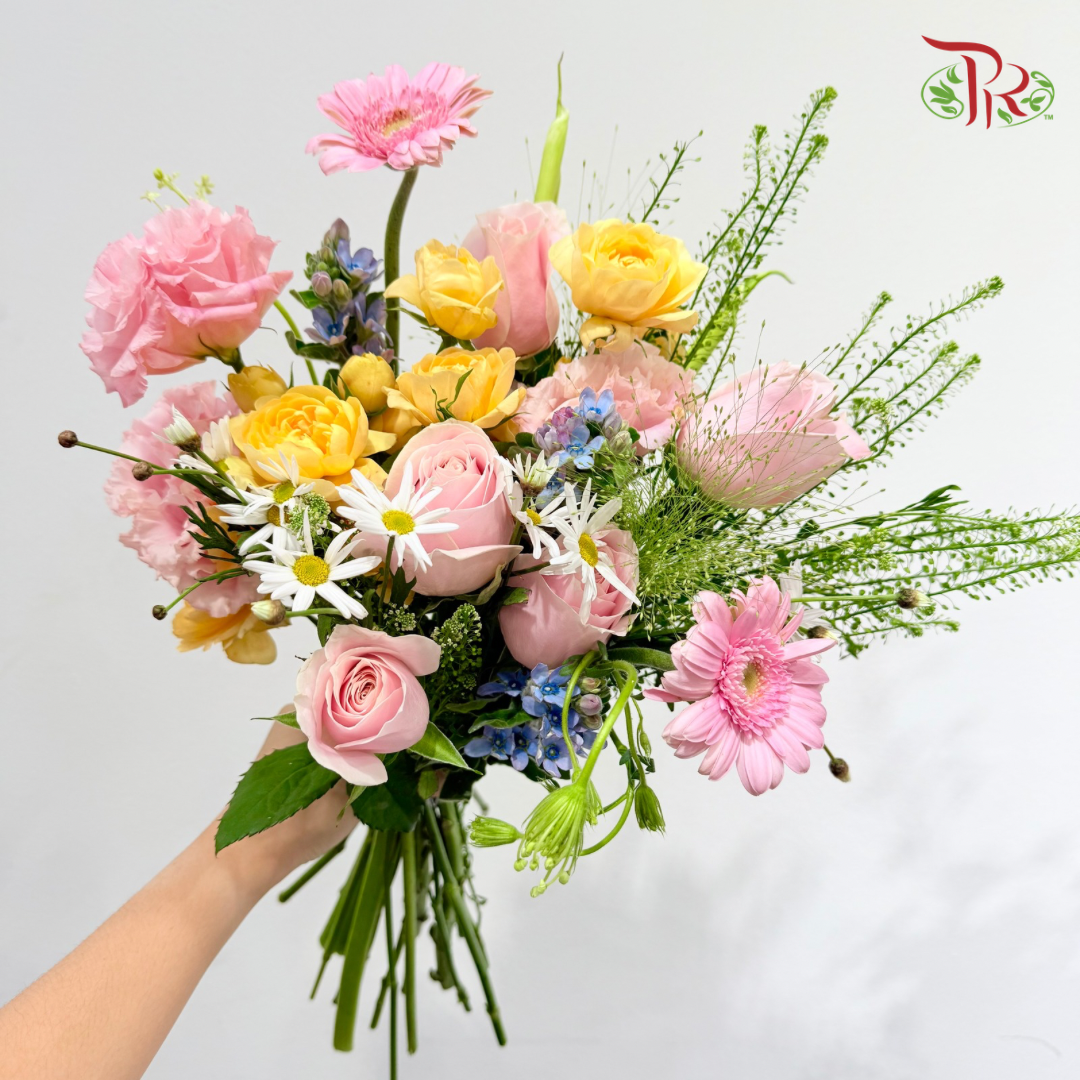 Signature Weekly Flower Bunch - Candy Garden Dreams (Big Bunch)