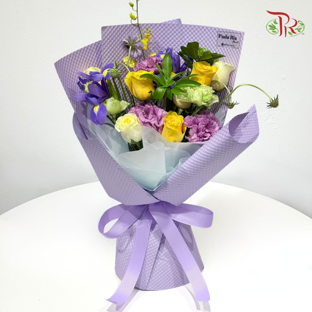 Signature Weekly Flower Bunch - Purple Moonlight Glow 紫月光韵 (Medium Bunch)