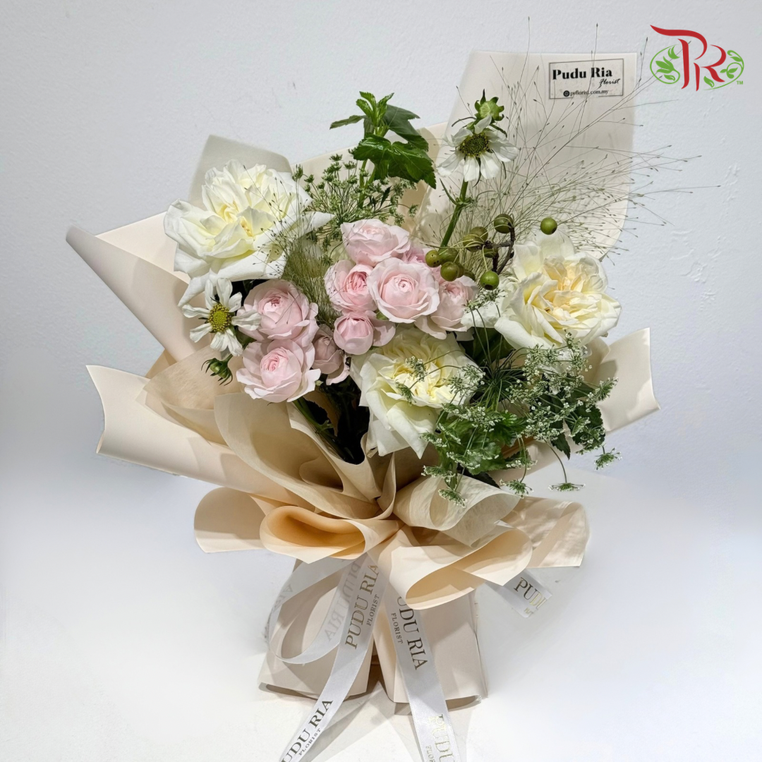 Signature Weekly Flower Bunch - Timeless White Beauty (Medium Bunch)
