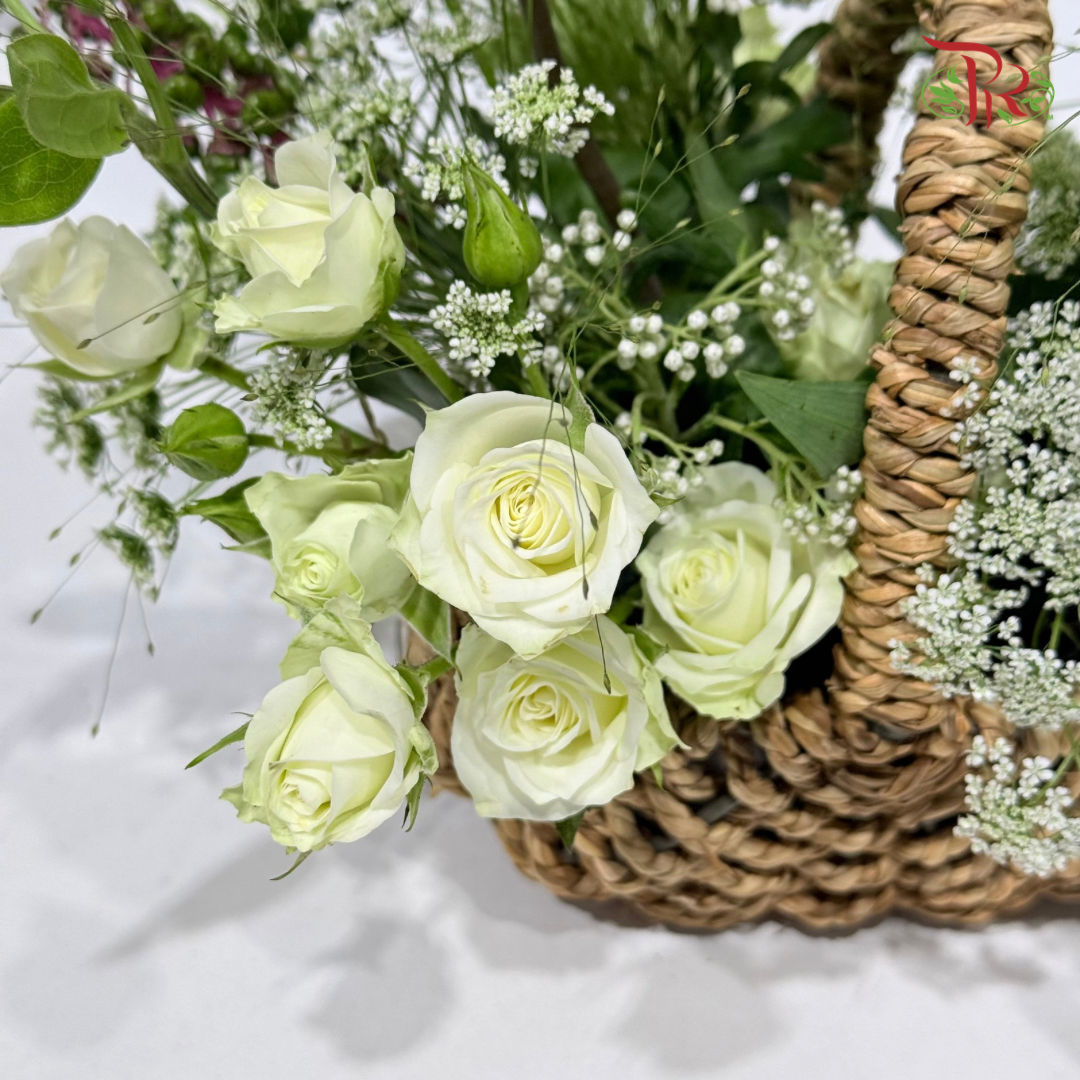 Signature Weekly Flower Bunch - A Letter of Flowers (Medium Bunch)