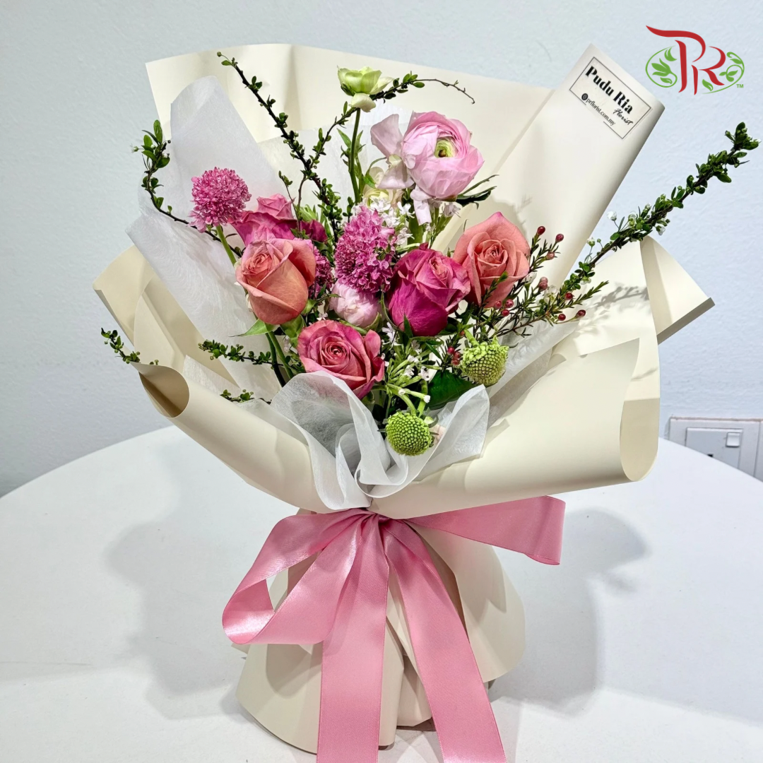 Signature Weekly Flower Bunch - Rosé Aura (Medium Bunch)